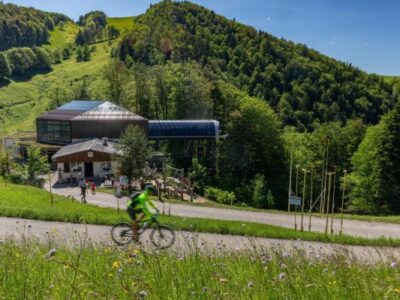 Bergstationi Wasserfallen Reigoldswil Juni 2019 3118 scaled e1604064239388