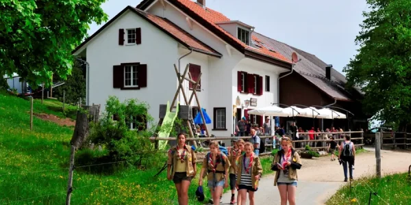 Familienausflug Baselland Schlittel Bergwirtschaft Waldweid